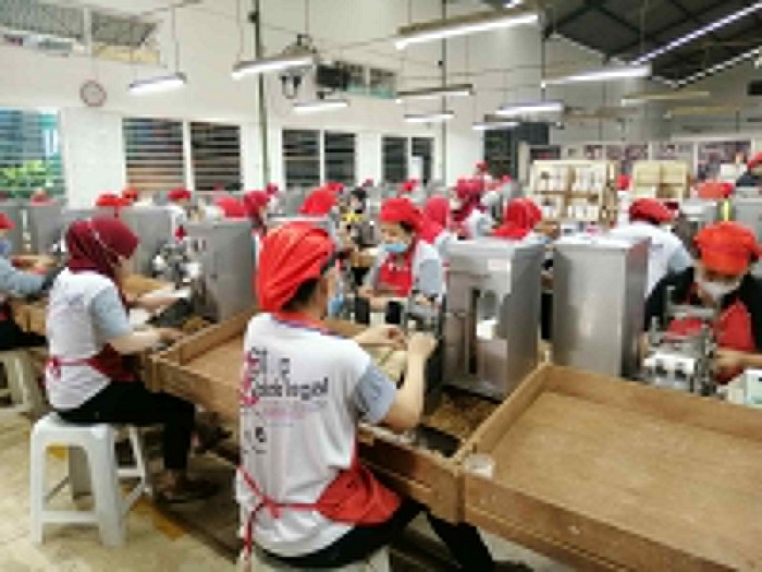 Serap Aspirasi Pekerja Sektor IHT, Bea Cukai dan AMTI Kunjungi MPSI Salatiga